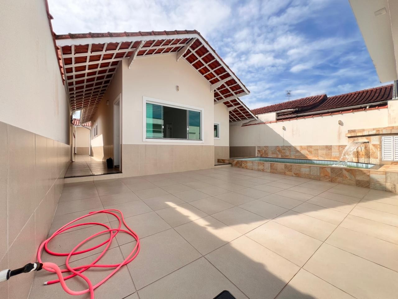 Casa, 3 quartos - Foto 1