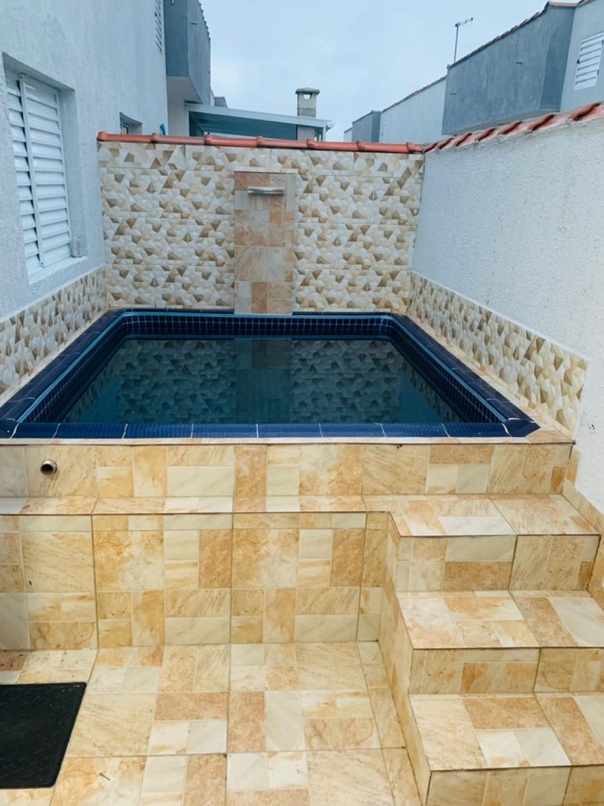 Casa, 2 quartos, 69 m² - Foto 1