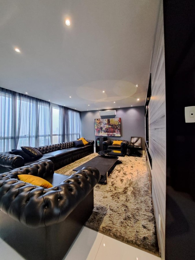 Cobertura, 3 quartos, 227 m² - Foto 3