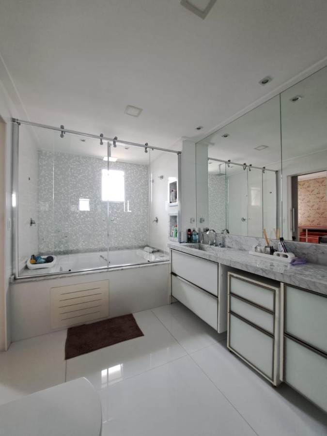 Cobertura, 3 quartos, 227 m² - Foto 24