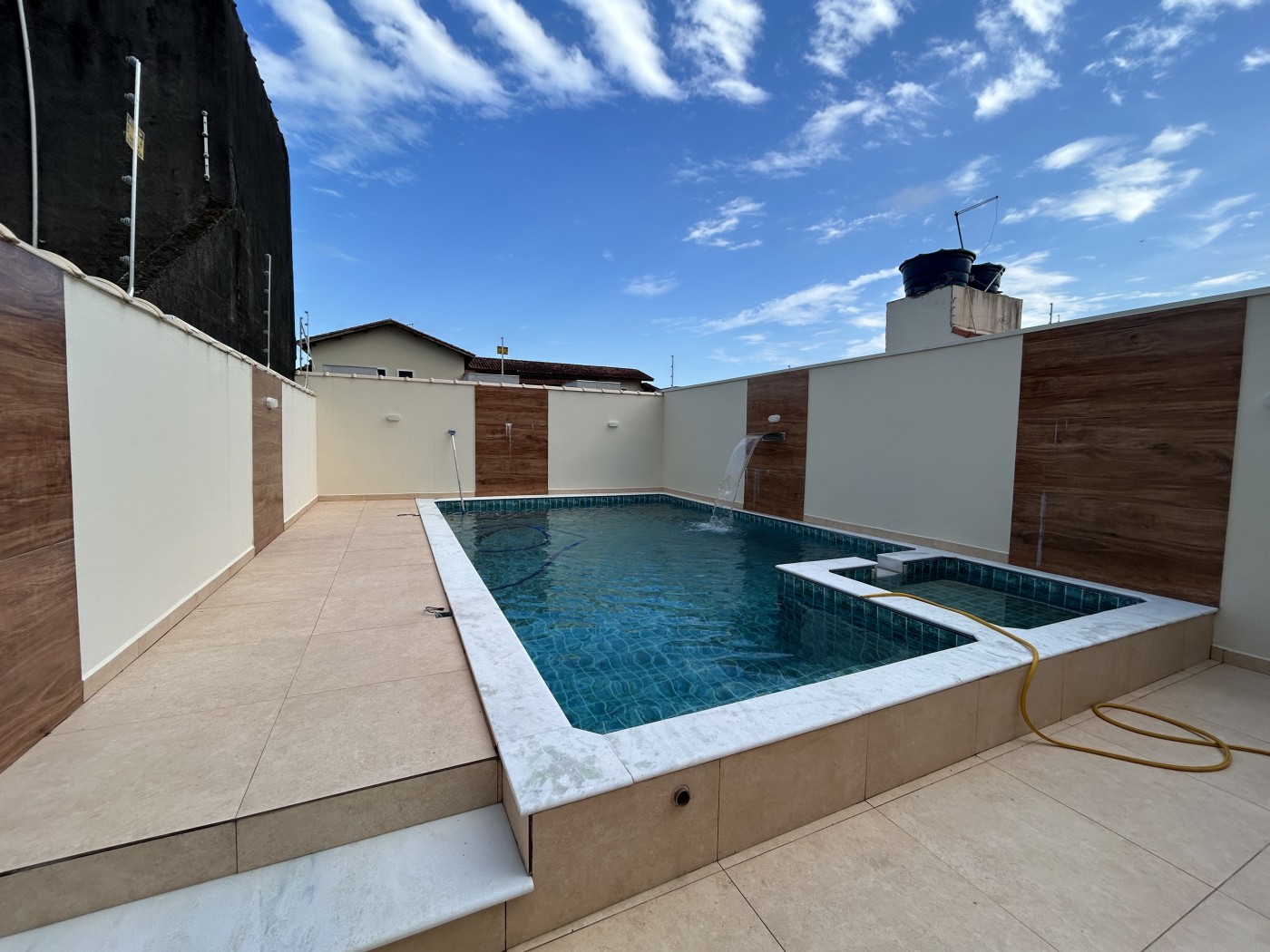 Casa, 2 quartos, 92 m² - Foto 2