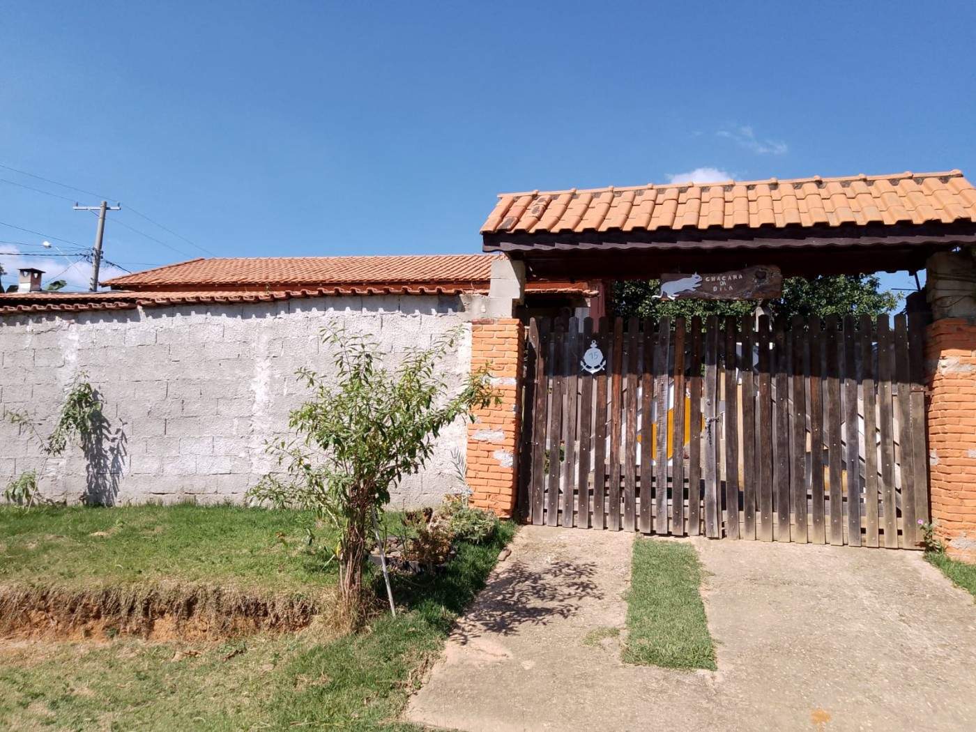 Chácara, 3 quartos, 1200 m² - Foto 1
