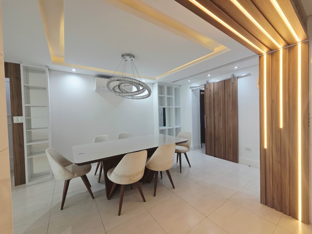 Apartamento, 3 quartos, 107 m² - Foto 2