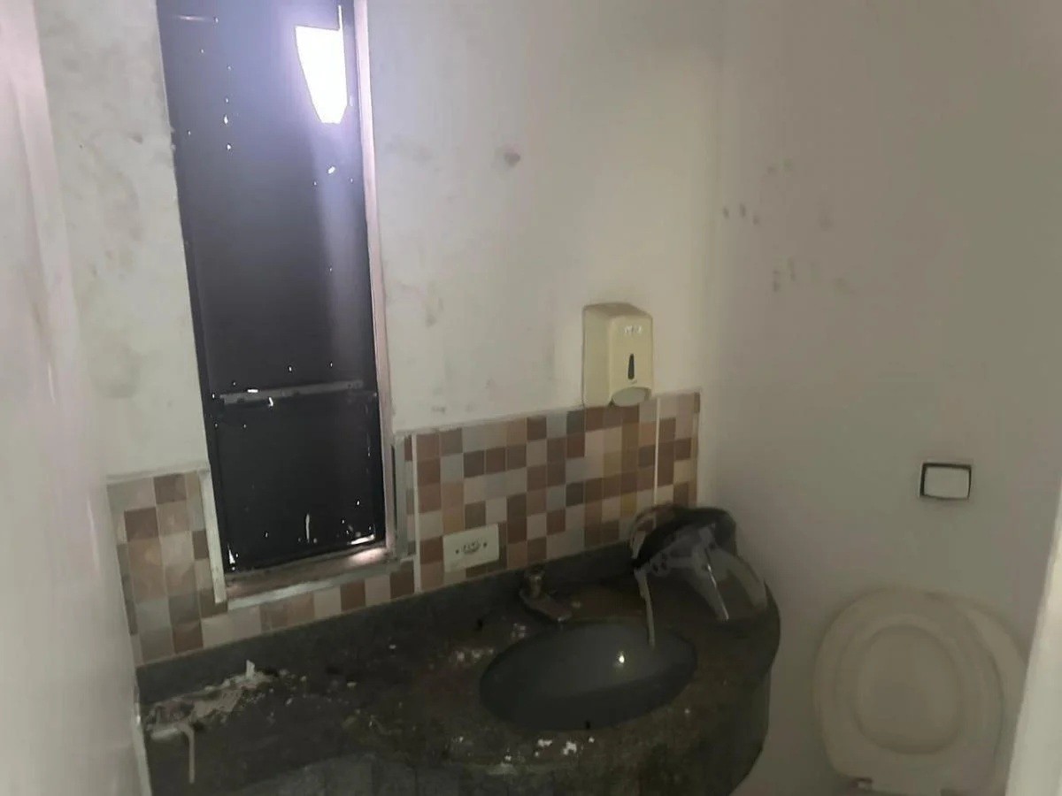 Prédio Inteiro - Foto 11