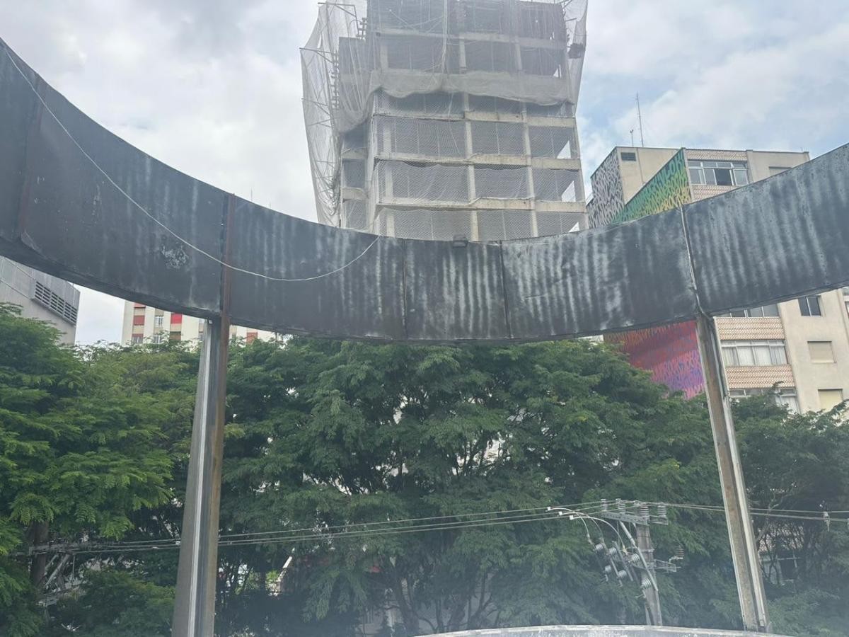 Prédio Inteiro - Foto 18