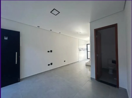 Casa para Venda em Praia Grande, Tupi, 2 dormitórios, 1 banheiro, 1 vaga
